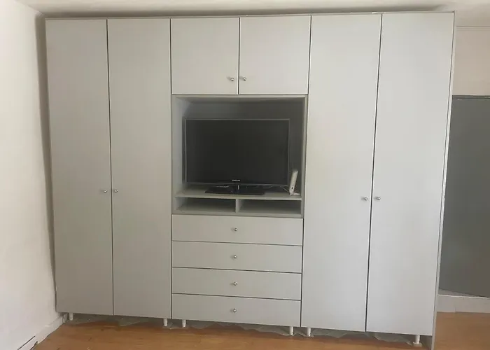 Leonidas Apartment Sparta